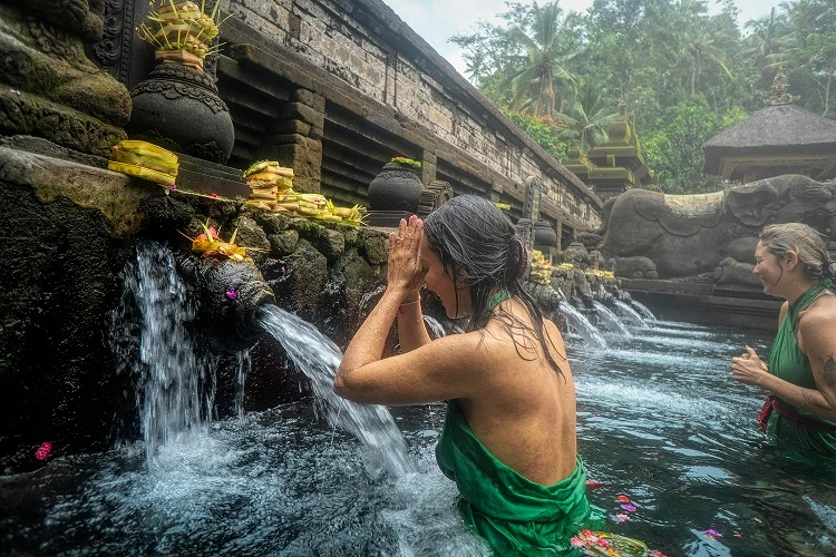 Worst time to visit bali, when to avoid visiting Bali, Indonesia